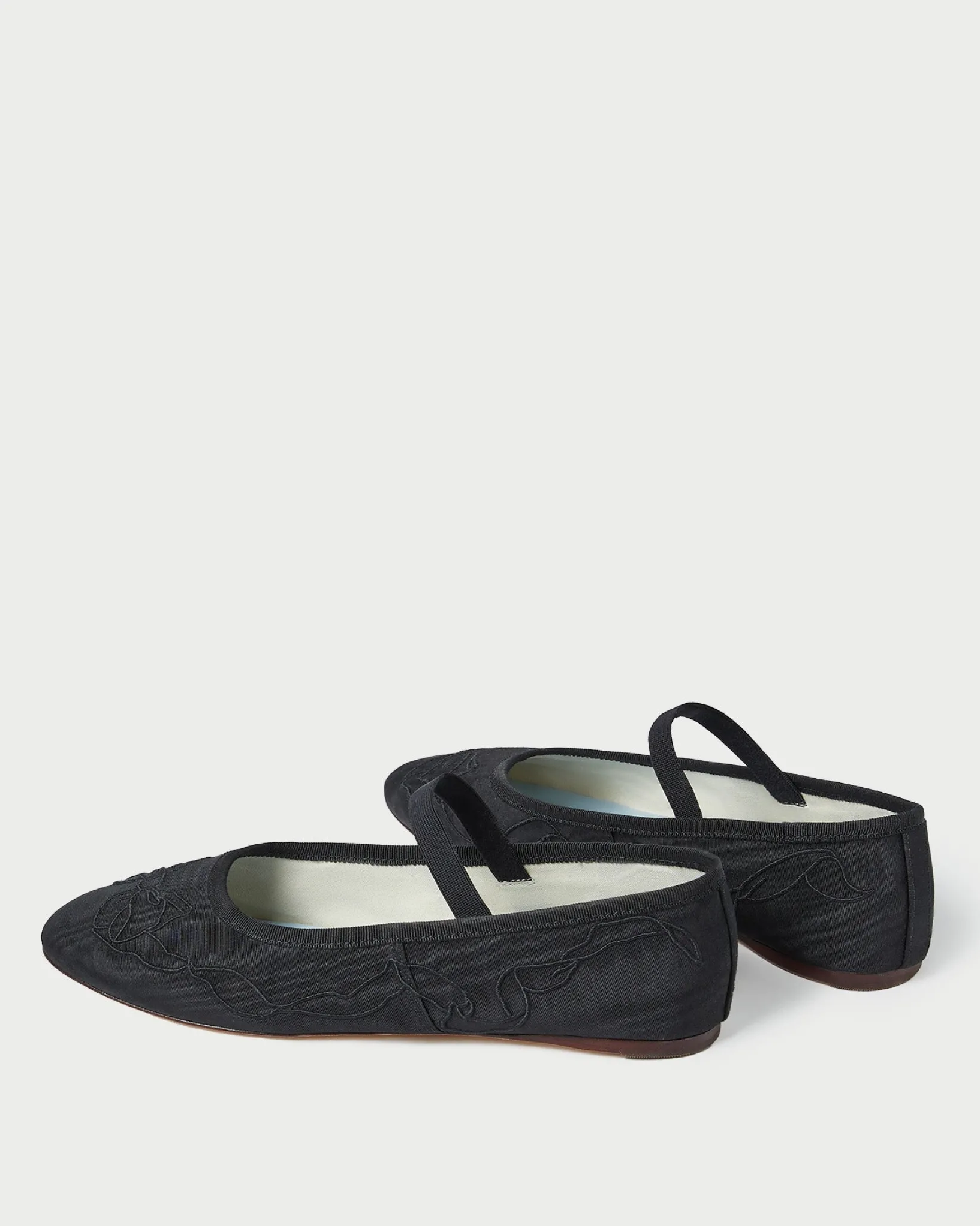 New Loeffler Randall Leonie Black Embroidered Bow Flat Black/Black />