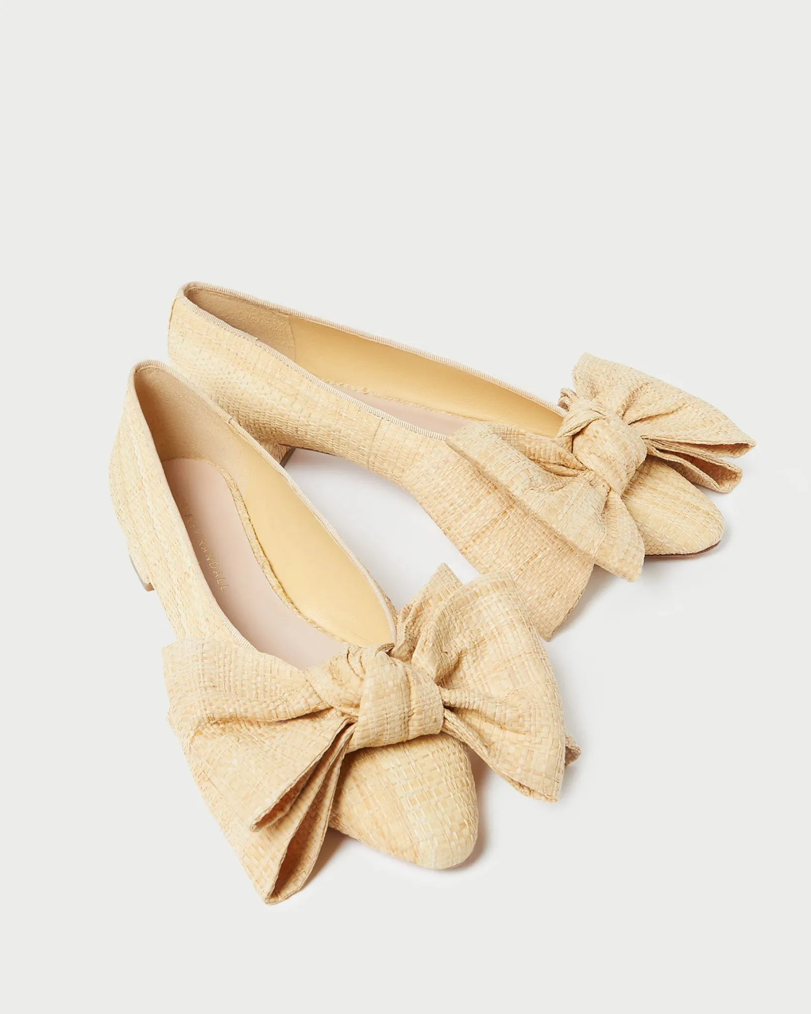 Clearance Loeffler Randall Noa Natural Raffia Bow Flat Natural />